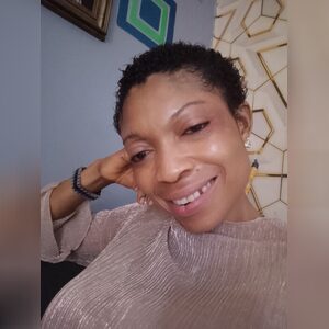 mayden, online dating profile photo