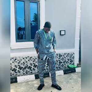 bright_fx, online dating profile photo