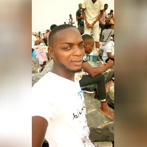 bashiru, online dating profile photo