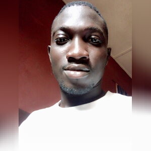 emmaroti, online dating profile photo