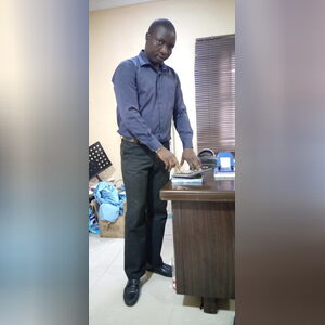 igetunde, online dating profile photo