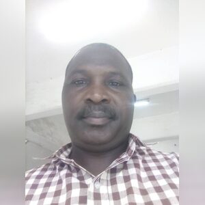 olapo76, online dating profile photo