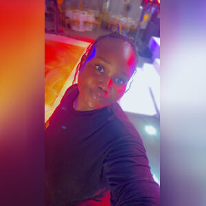 gracpee, online dating profile photo