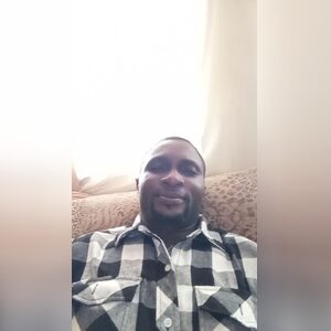 leke123, online dating profile photo