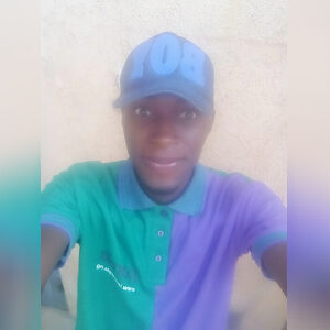 fumzee24, online dating profile photo