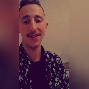 bouazda, online dating profile photo