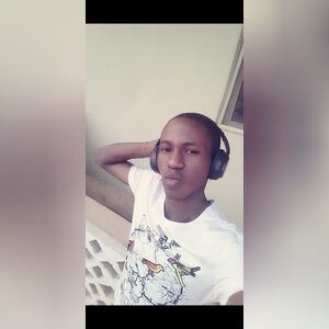 toyin20, online dating profile photo