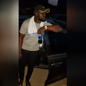 adeyolay, online dating profile photo