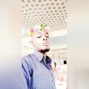 tunchi001, online dating profile photo