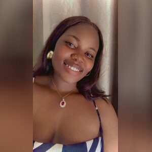 tomilola33, online dating profile photo