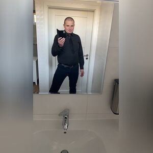 piotrnos, online dating profile photo