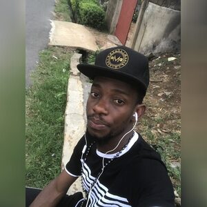 ibeemeka, online dating profile photo