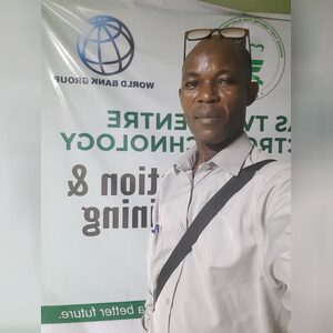 larucci, online dating profile photo