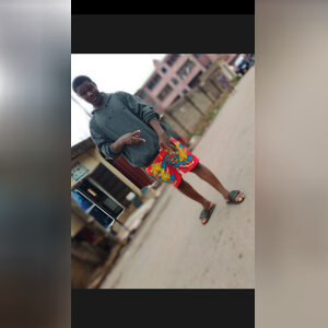 emmyokec, online dating profile photo