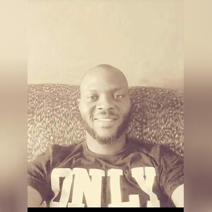 hennessy23, online dating profile photo