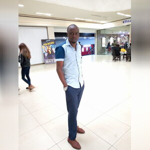onifadee, online dating profile photo