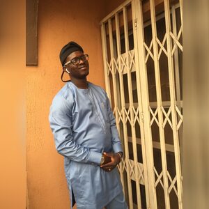 bakin, online dating profile photo