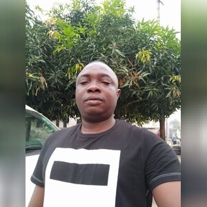 igbukued, online dating profile photo