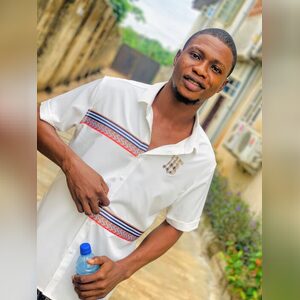 tobijose, online dating profile photo