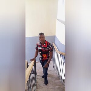 ayomide12, online dating profile photo