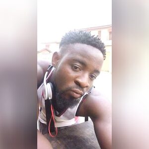 vallove, online dating profile photo