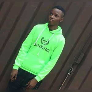 makatibe, online dating profile photo