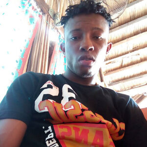 minded24, online dating profile photo