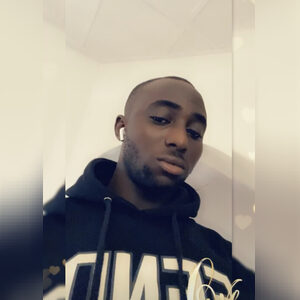yemibadb, online dating profile photo