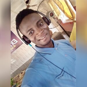 oluwatobex, online dating profile photo