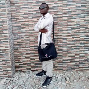 umeokeke, online dating profile photo