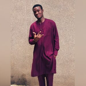 aoluwati, online dating profile photo
