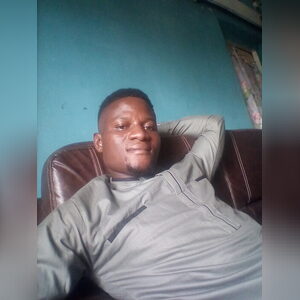 abayyomi, online dating profile photo