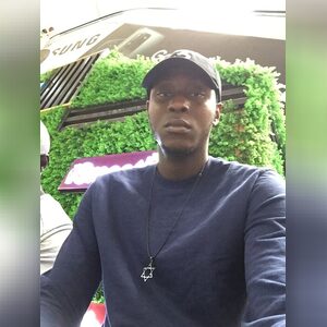 adeadego, online dating profile photo
