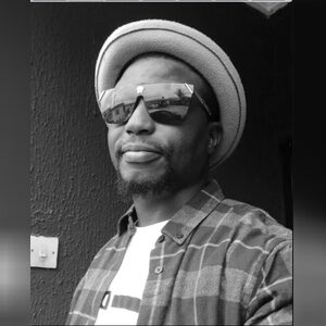 l.mide, online dating profile photo