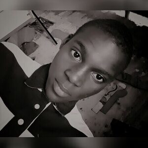 medirex, online dating profile photo