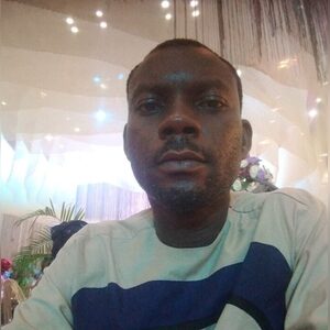 tunjtobi, online dating profile photo