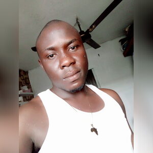 uemman3-, online dating profile photo