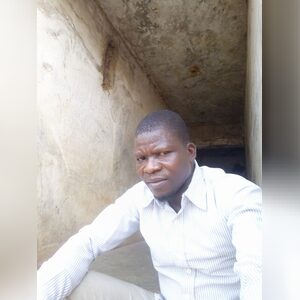 adamuadi, online dating profile photo