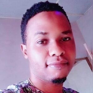 olasheni, online dating profile photo