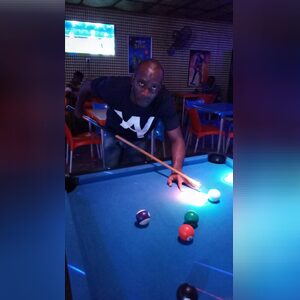 enyclement, online dating profile photo