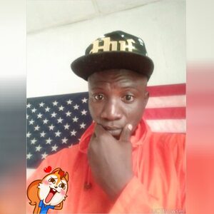 mt264528, online dating profile photo