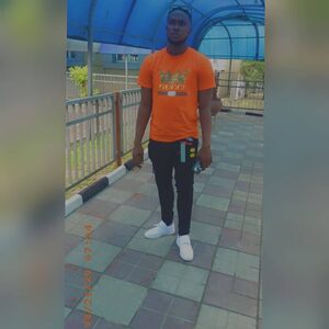 onojaher, online dating profile photo