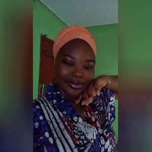 m.o.e, online dating profile photo