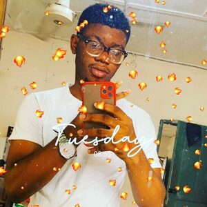 cemman8-, online dating profile photo