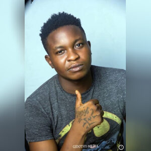 olaiakan, online dating profile photo