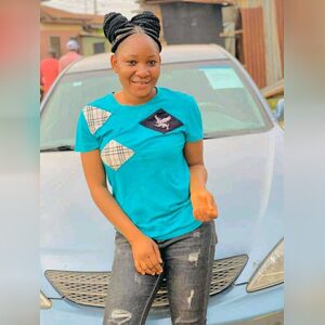 adesewa90, online dating profile photo