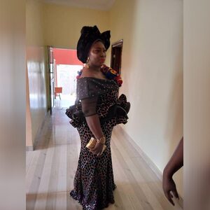 bisbank, online dating profile photo