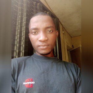 adeshina94, online dating profile photo