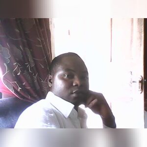 decky, online dating profile photo