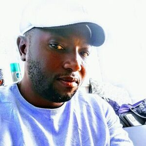 mobidity, online dating profile photo